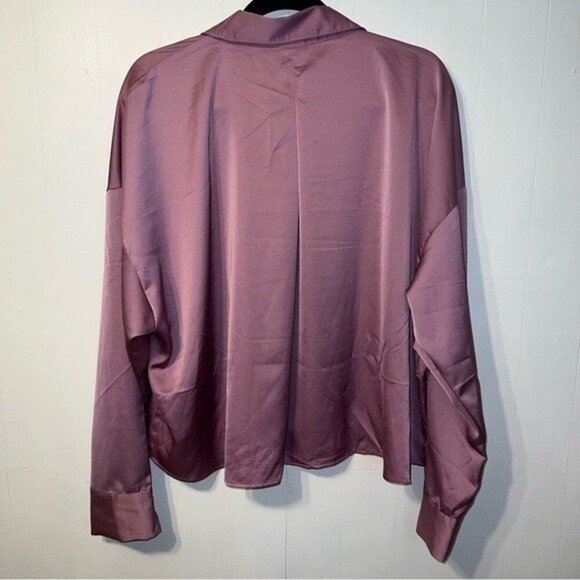 And Now This Button Down Silky Boxy Fit Blouse Top Party Event Size XXL NWT - Picture 2 of 11